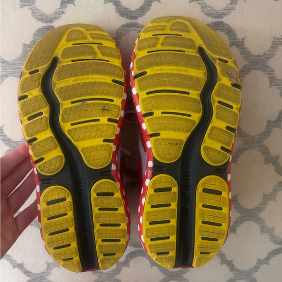 Minnie Mouse Brooks - Picture 5 of 5